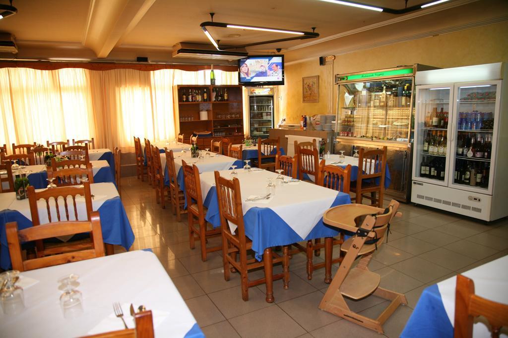 Hostal Santa Barbara Socuellamos Bagian luar foto